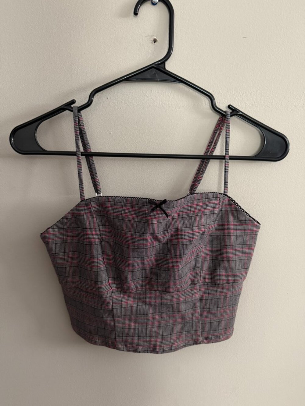 Black and red cropped strappy top with bow detailing